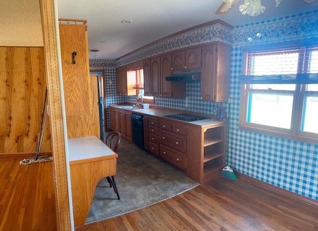 Building Photo - 1706 N 15th St