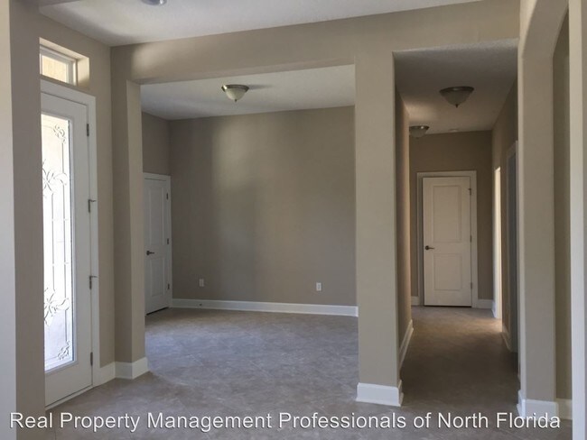 Building Photo - 117 S Durbin Pky