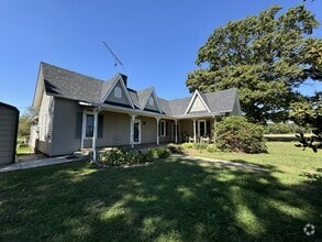 Building Photo - 1275 N Lomax Rd