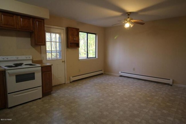 Foto del edificio - 2 bedroom in Newfoundland PA 18445
