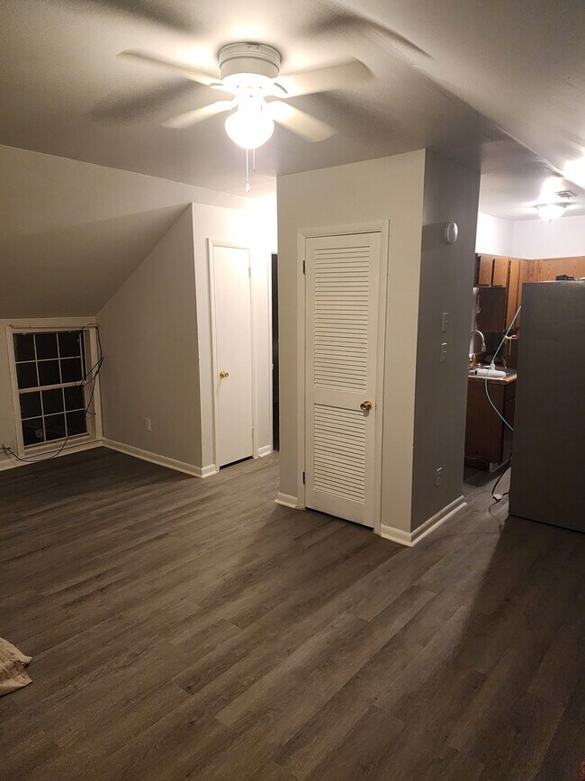 sala de estar/cocina - 46183 Drayden Rd