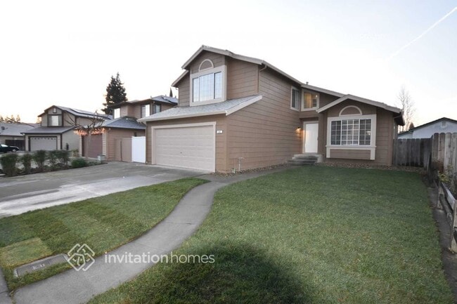 Building Photo - 242 Newport Cir