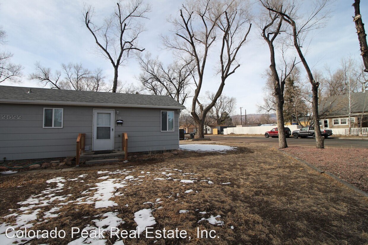 1 br, 1 bath House 2522 Beacon St Unit B House Rental in Colorado