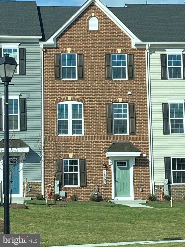 16593 Fife Wy, Bowie, MD 20716 Townhome Rentals in Bowie MD