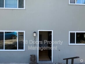 Building Photo - 3237 Highview Dr