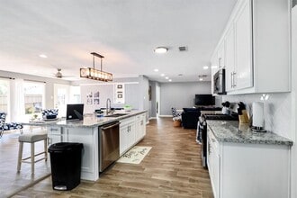 Building Photo - 4722 Northrup Dr