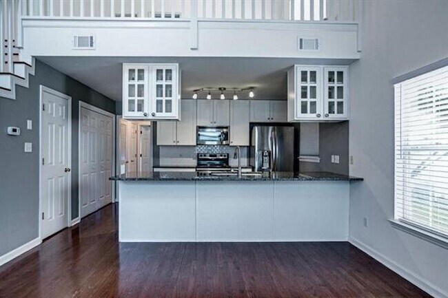 Building Photo - 1358 Pawnee Pointe Ct