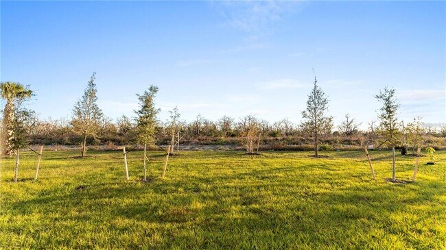 Foto del edificio - 14503 Crestavista Ave