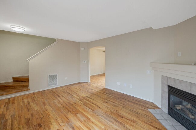 Building Photo - Charming 2-Story Home with Fireplace, Gara...