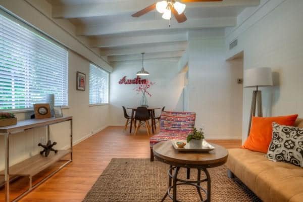 Primary Photo - 3011 Whitis Ave