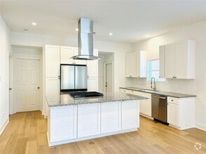 Building Photo - 4808 Ave S