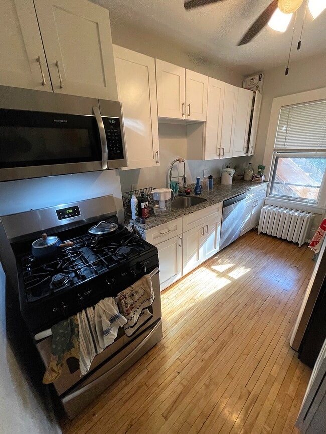 Foto del edificio - 3852 Grand Ave S