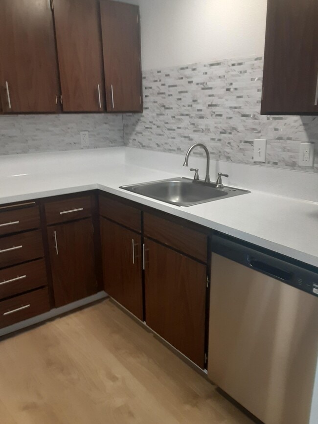 Kitchen - 1628 Trenton Ave
