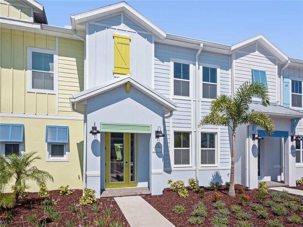 Foto principal - 2910 Castaway Ln