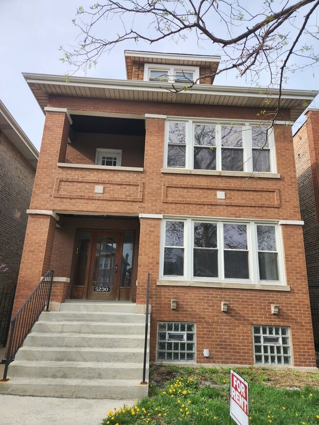 Building Photo - 5230 W Deming Pl