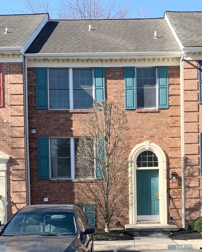 Foto del edificio - 117 Oak Moore Ct