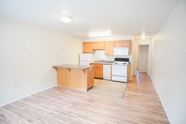 Foto del edificio - Lovely One Bedroom Available Mid-July!