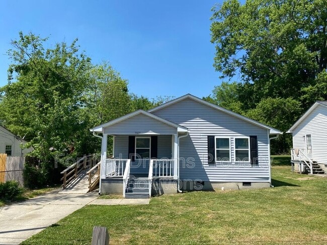 Building Photo - 3603 Calumet Pl