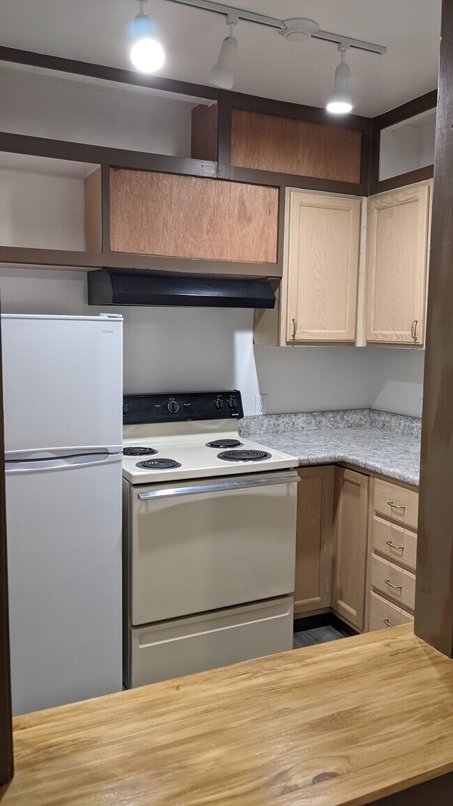 597 E Enfield Center Rd Unit B, Ithaca, NY 14850 Apartments in