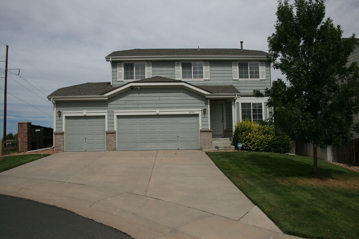 Primary Photo - Special offer move in - Fantastic Home at ...