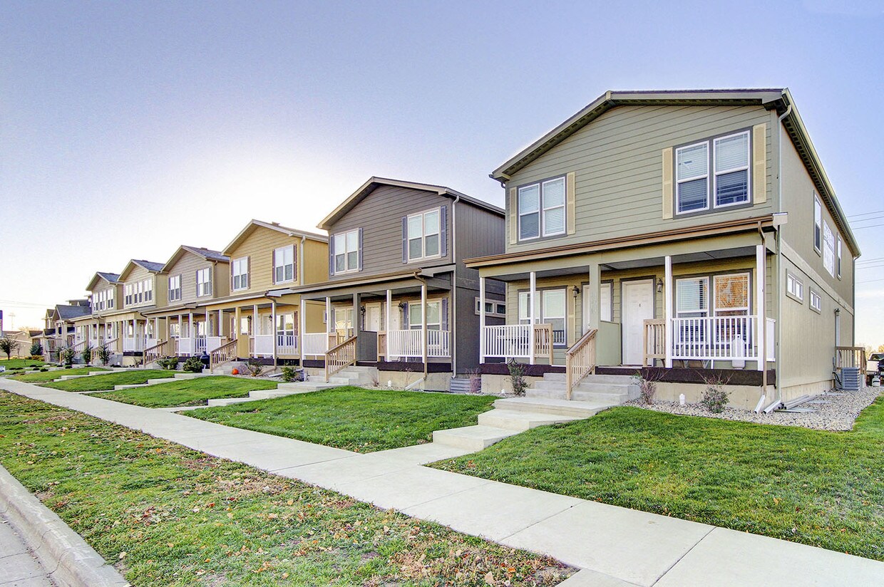 1807 Bison Dr, Williston, ND 58801 Townhome Rentals in Williston ND