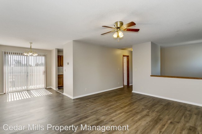 Building Photo - 3 br, 1.5 bath House - 4466 S. Elizabeth