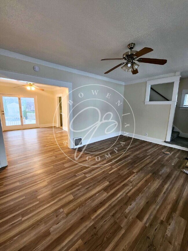 Foto del edificio - Must See! Fully Updated 3-Bedroom Home in West Toledo