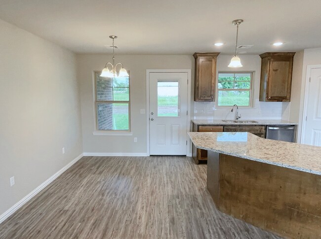 Foto del edificio - Beautiful 3/2 home near Lake Durant