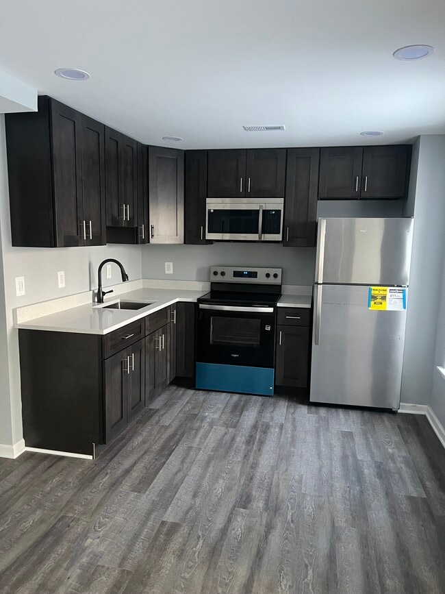 Foto del edificio - 12204 Clear Creek Dr