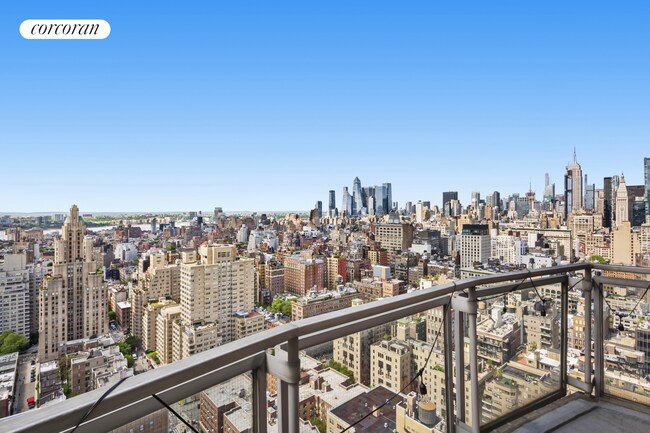 Foto del edificio - 60 E 8th St