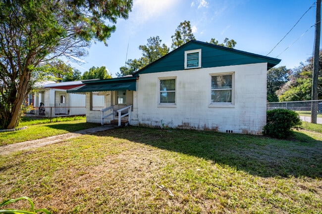 Foto del edificio - 1602 Wambolt St