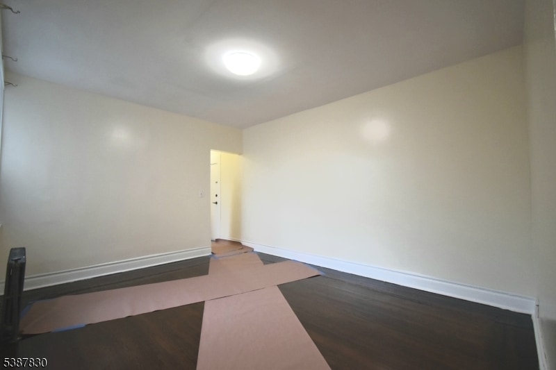 Foto principal - 148 Chancellor Ave