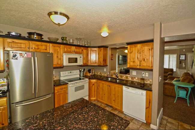 Foto del edificio - 469 N 1235 W