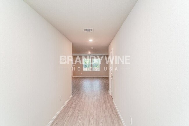 Building Photo - 7002 Winding Draw