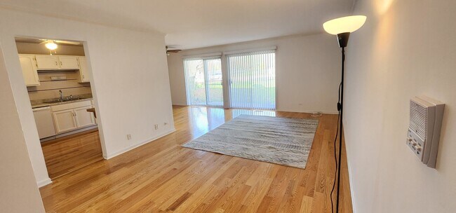 Building Photo - 350 Newgate Ct