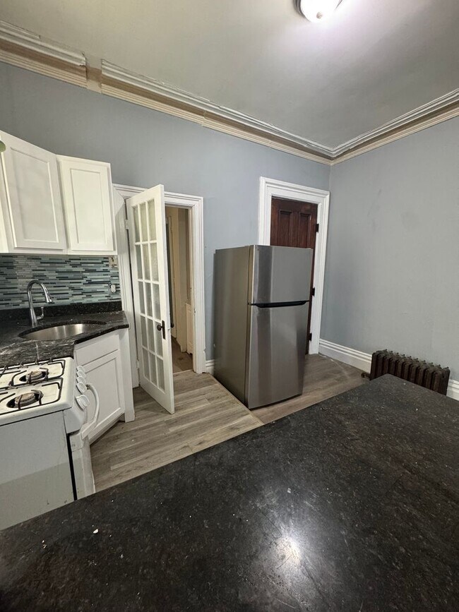 Foto del edificio - 2156 5th Ave