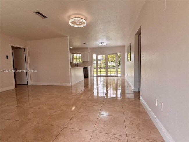 Foto del edificio - 6781 Garfield St