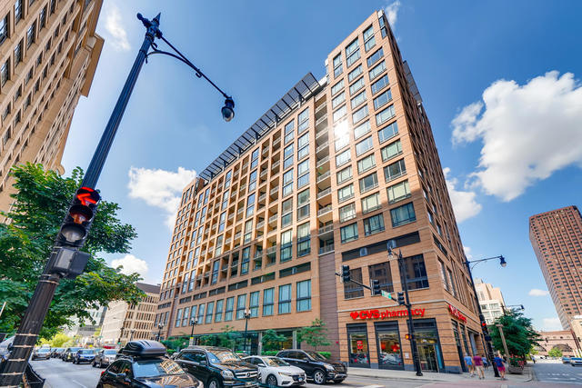 Foto principal - 520 S State St