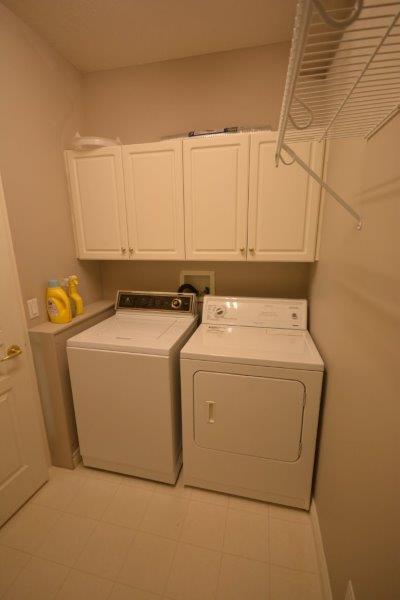 Photo du bâtiment - 2 Bed 2 Bath Unit in Calgary, AB