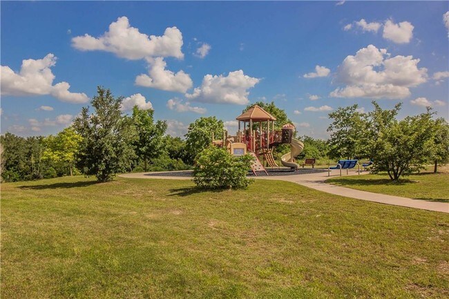 Building Photo - 514 Saddle Ridge Tr