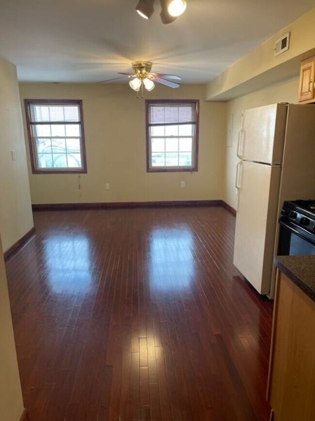 Foto del edificio - Terrific 2 bedroom in Graduate Hospital