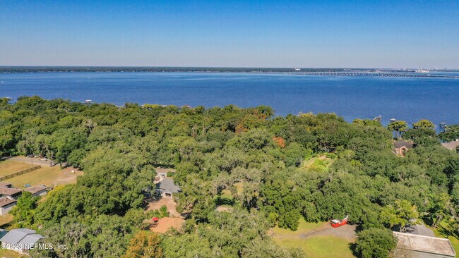 Foto del edificio - 11620 Brady Rd