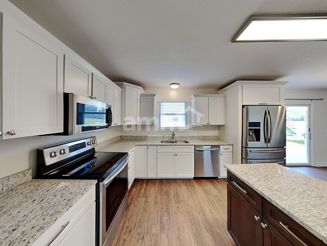 Foto del edificio - 836 Orwell St