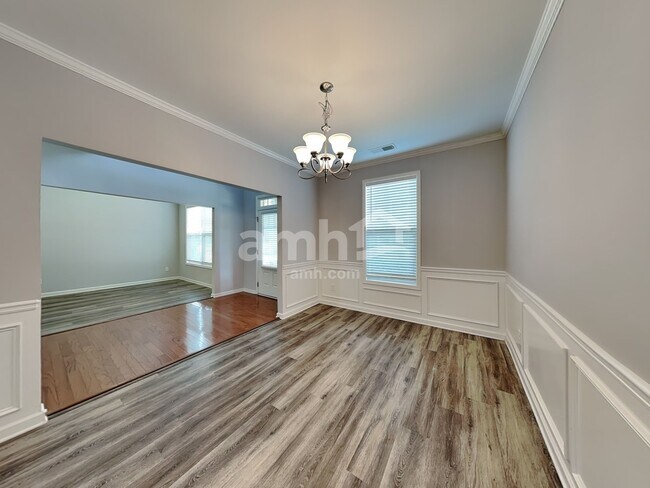 Building Photo - 3613 Walking Stick Way NE