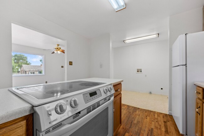 Foto del edificio - 803 W 18th St