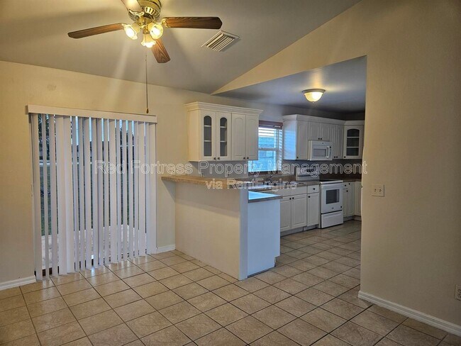 Foto del edificio - 1814 SW 42nd St