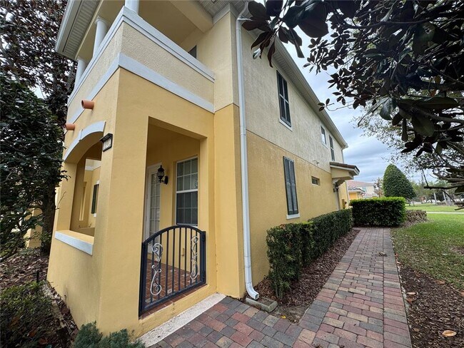 Building Photo - 11902 Lorenza Ln