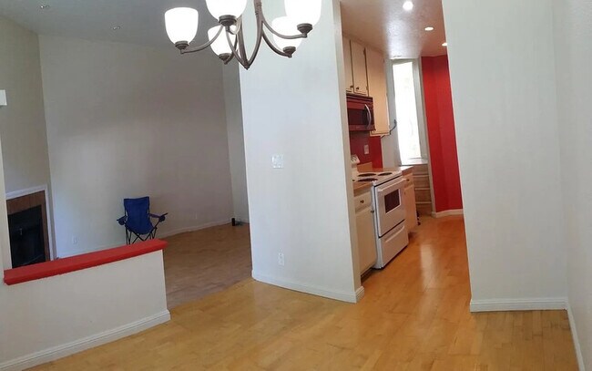 Foto del edificio - 2290 Sun Glory Ln