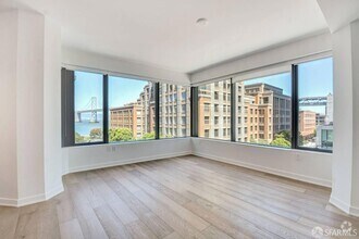 Building Photo - 280 Spear St