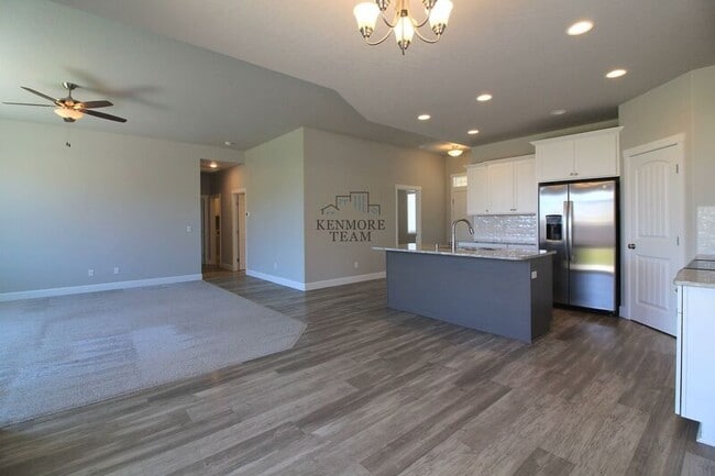 Building Photo - 6994 W 31st Ave